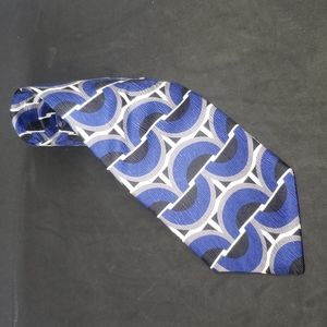 Croft and Barrow geometric silk tie